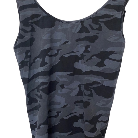 Monrow Tank Midi Dress Size Small Black Gray Camo - Picture 6 of 8